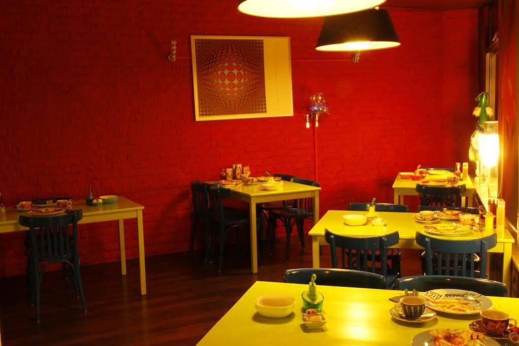 Lela Hotel